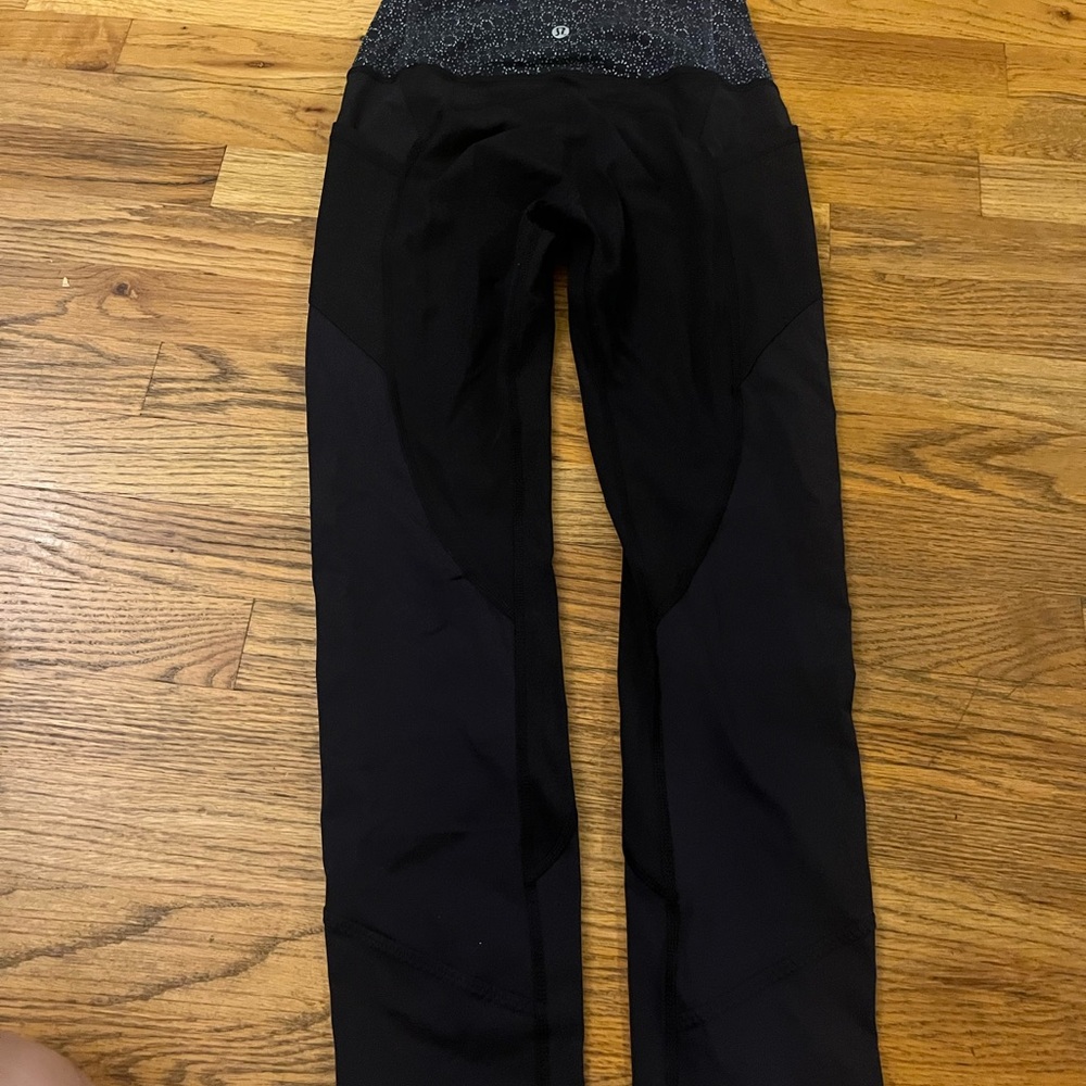 Lululemon Cropped Leggings - Picture 2 of 4
